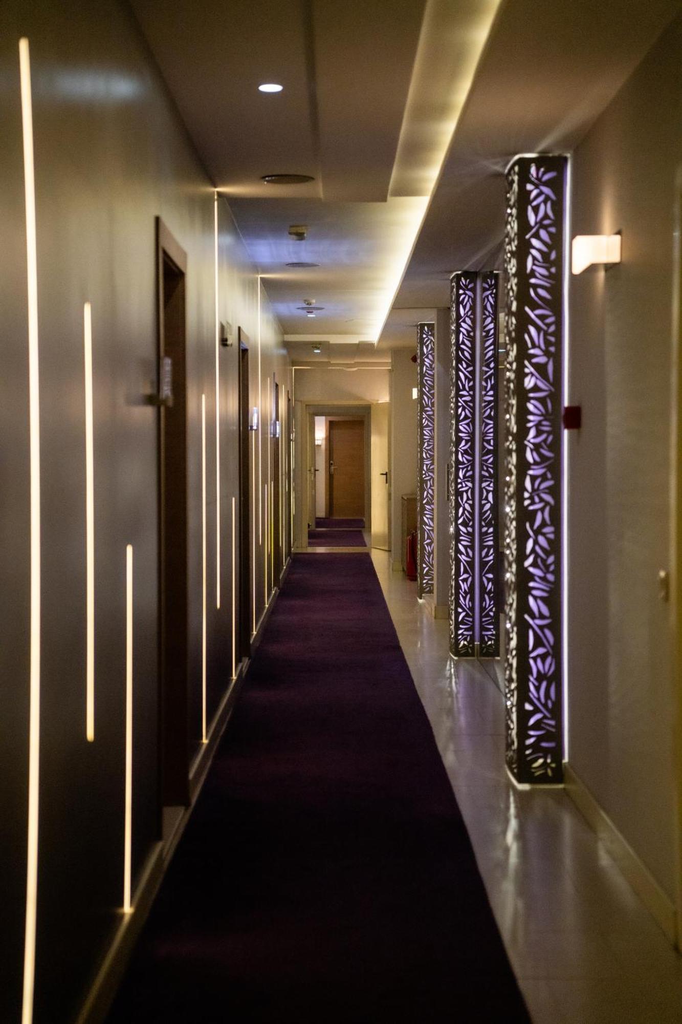Hotel Srbija Garden-Free Parking Belgrado Exterior foto